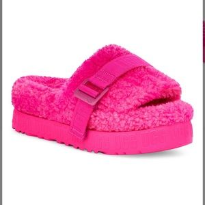 UGG taffy pink Fluffita sandals.  Size 9